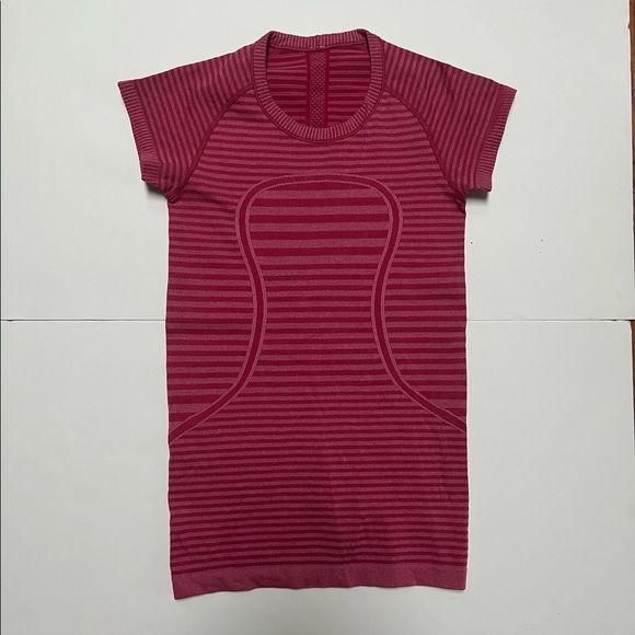 Lululemon Swiftly Tech Short Sleeve Crew - Picture 7 of 10